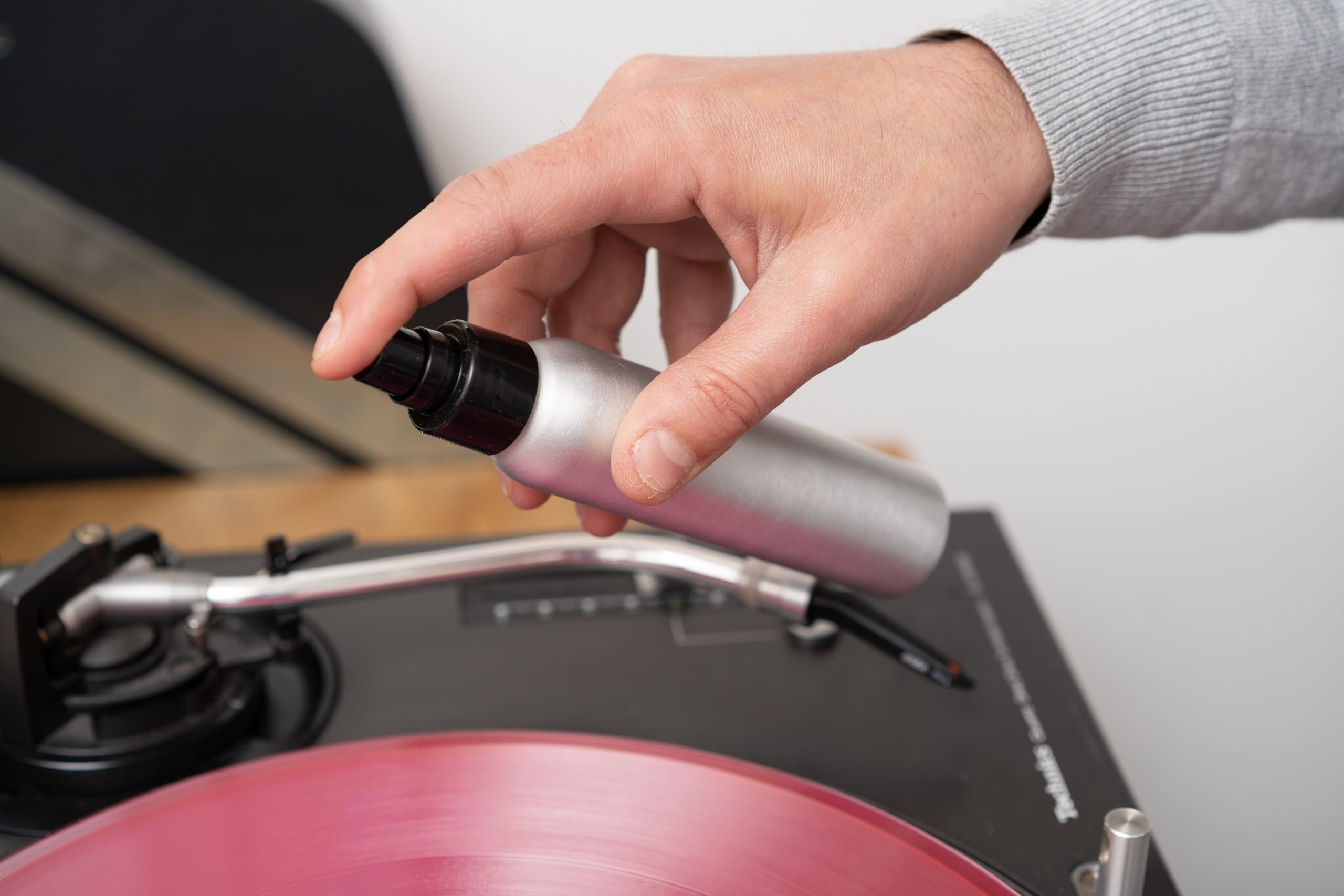 Solution de nettoyage pour disques vinyles L'Art du Son Brosses et produits  d'entretien pour vinyles - Découvrez nos offres